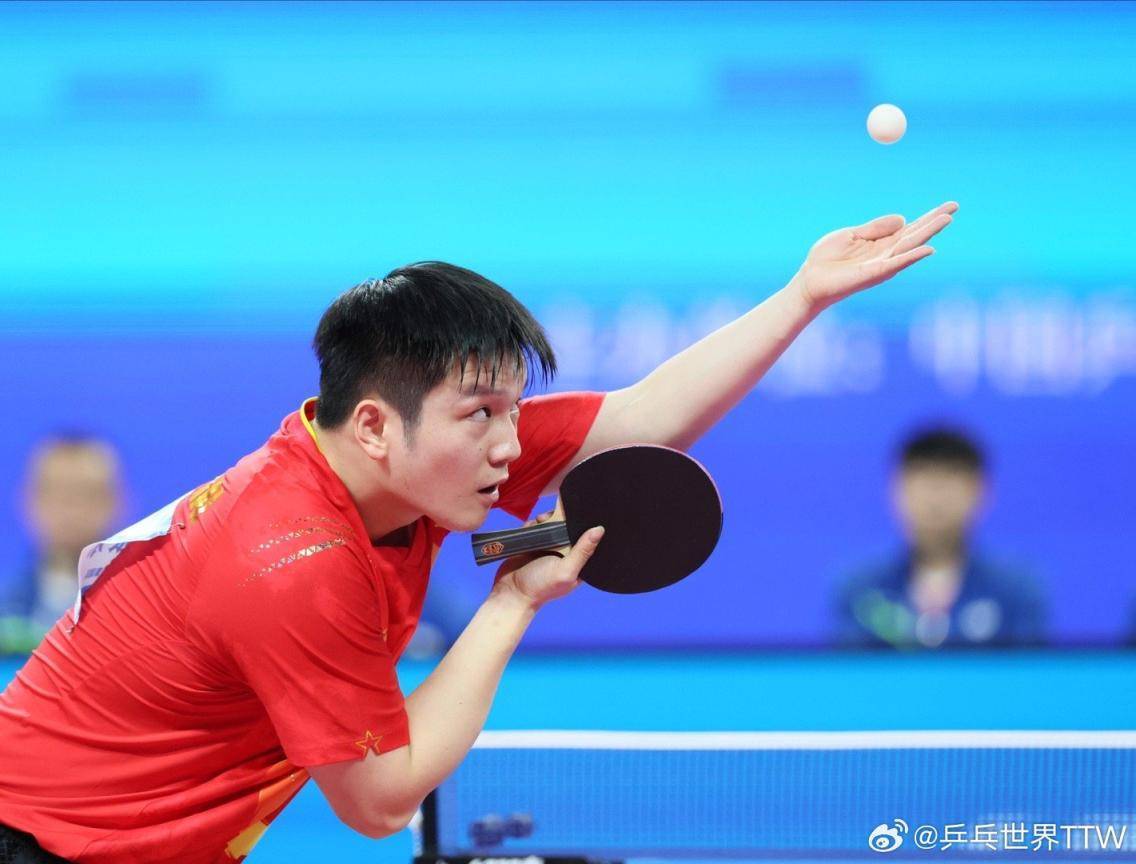包含中国乒乓球队鏖战日本乒乓球队，许昕统治全场的词条