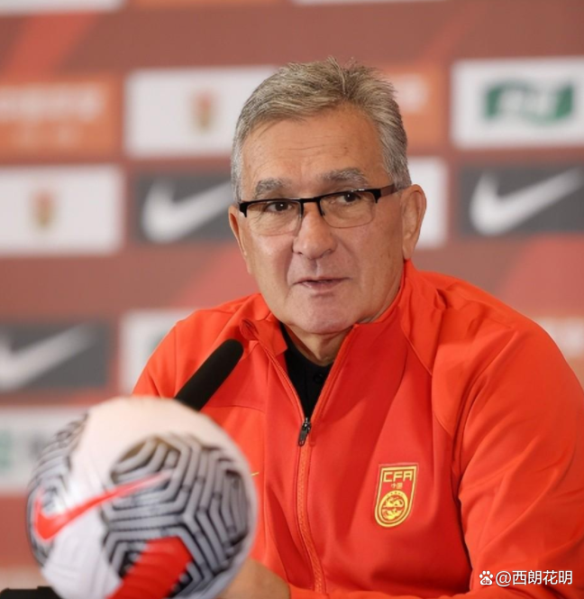 国家队新任主帅上任,战术或许有所调整的简单介绍 国家队新任主帅上任,战术或许有所调整的简单介绍