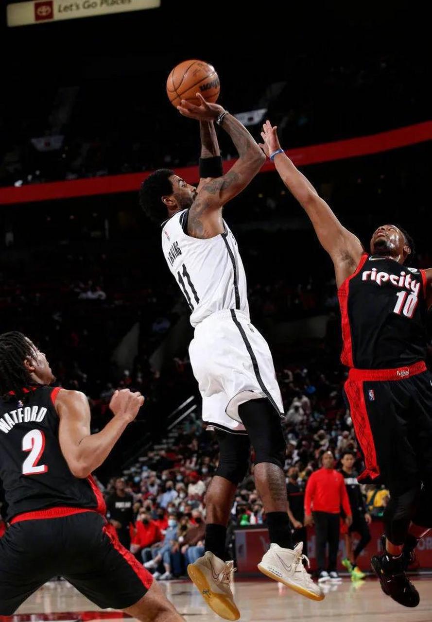 关于波兰男篮血洗篮网，麦科勒姆打破历史纪录的信息