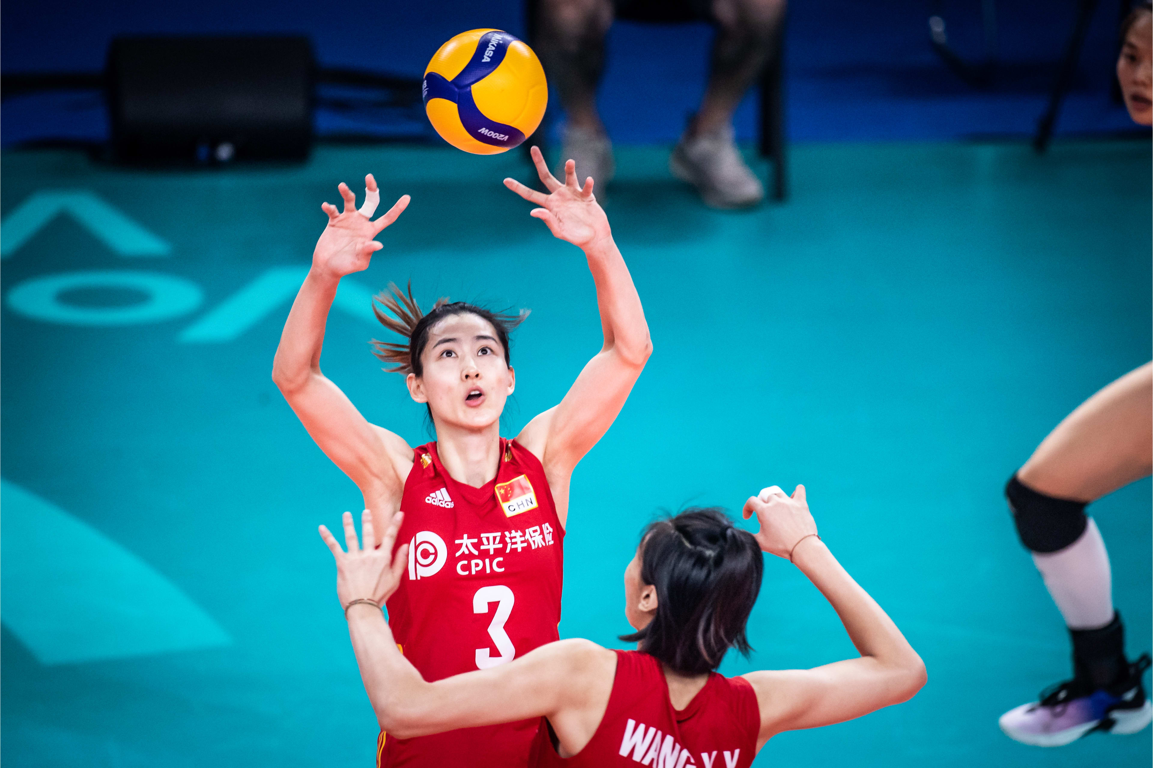 中国队鏖战韩国队，辛杜扛起全队