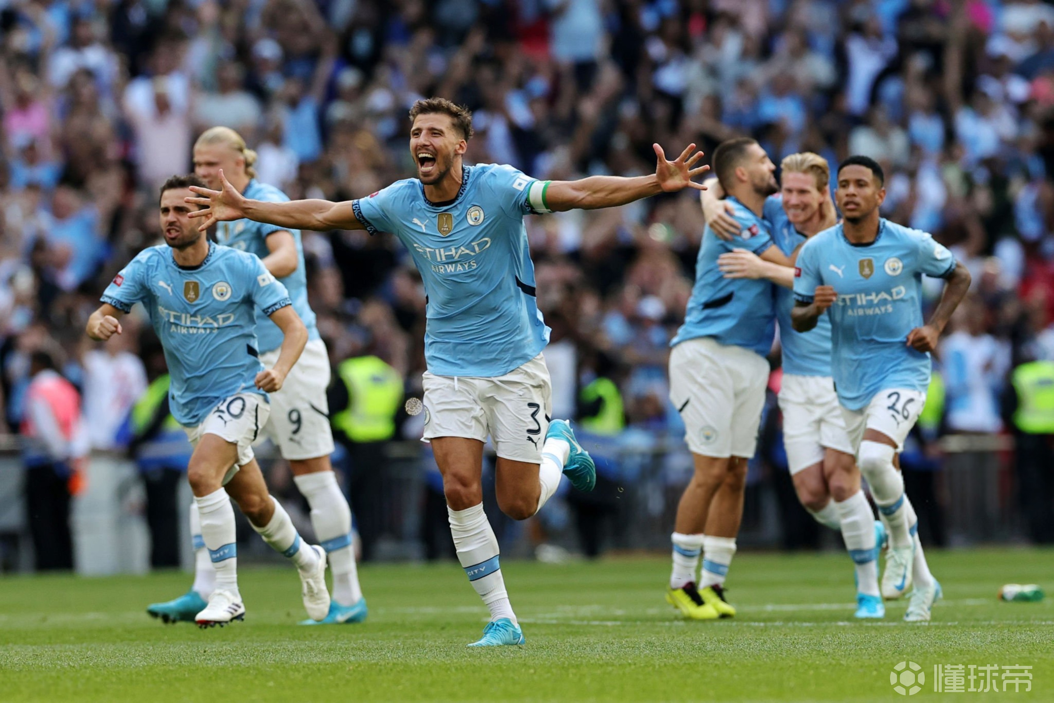 莱斯特城主场不敌斯旺西，遭遇三连败的简单介绍