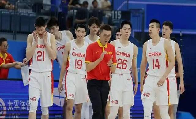 包含香港男篮实力强劲，期待下轮对决的词条