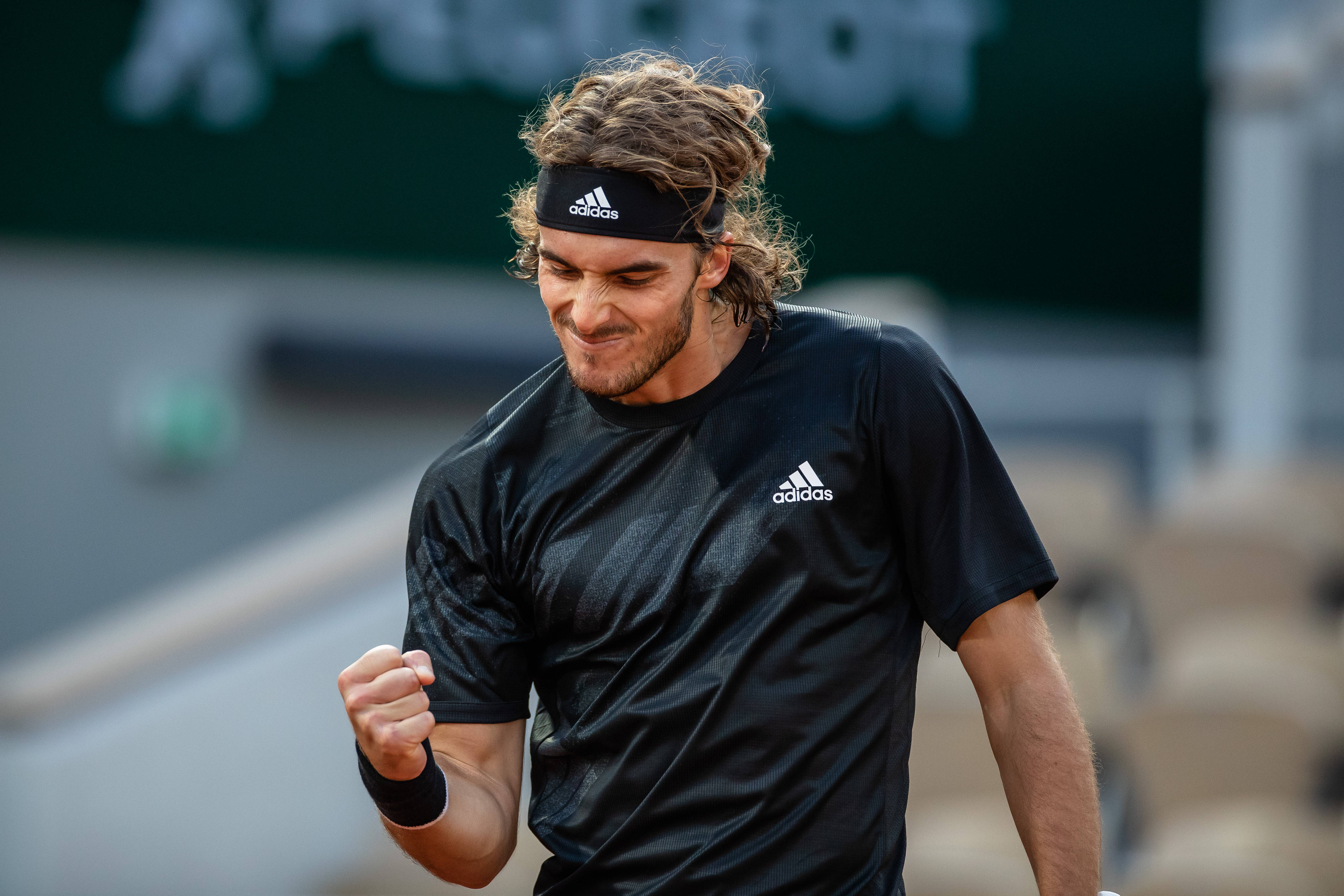 关于欧洲网球队逆转美国网球队,西西帕斯三分雨点燃全场的信息 关于欧洲网球队逆转美国网球队,西西帕斯三分雨点燃全场的信息