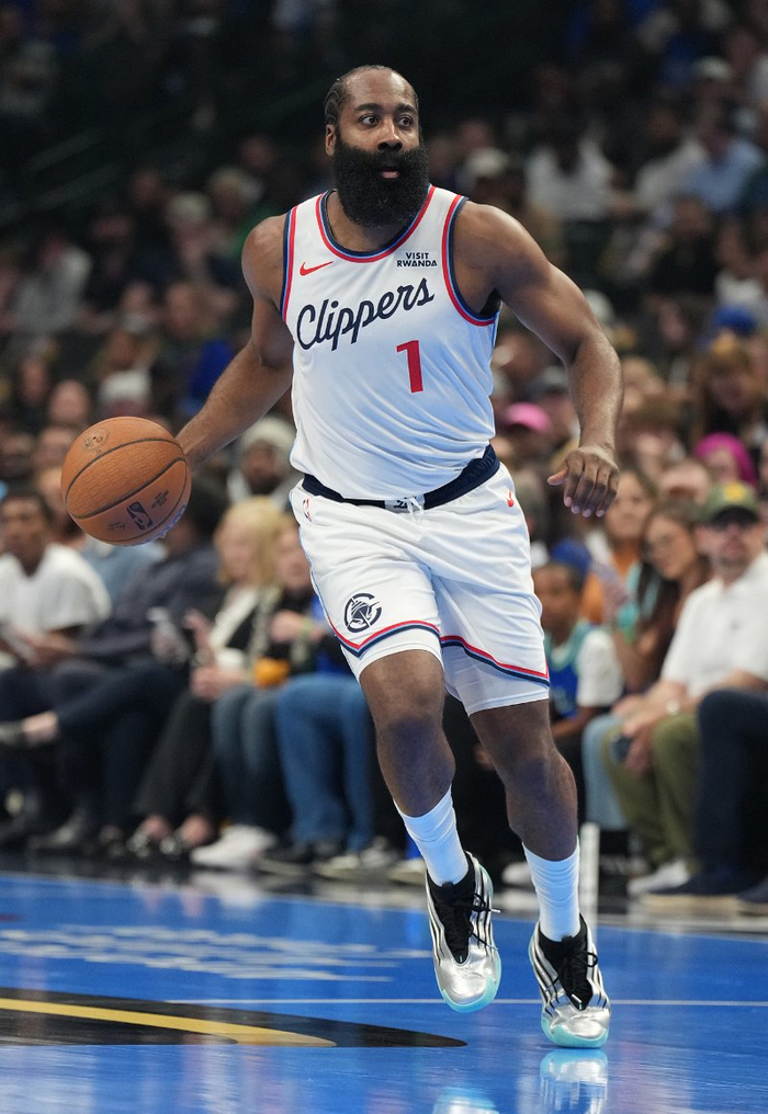 关于公牛鏖战上海队,哈登点燃赛场的信息 关于公牛鏖战上海队,哈登点燃赛场的信息