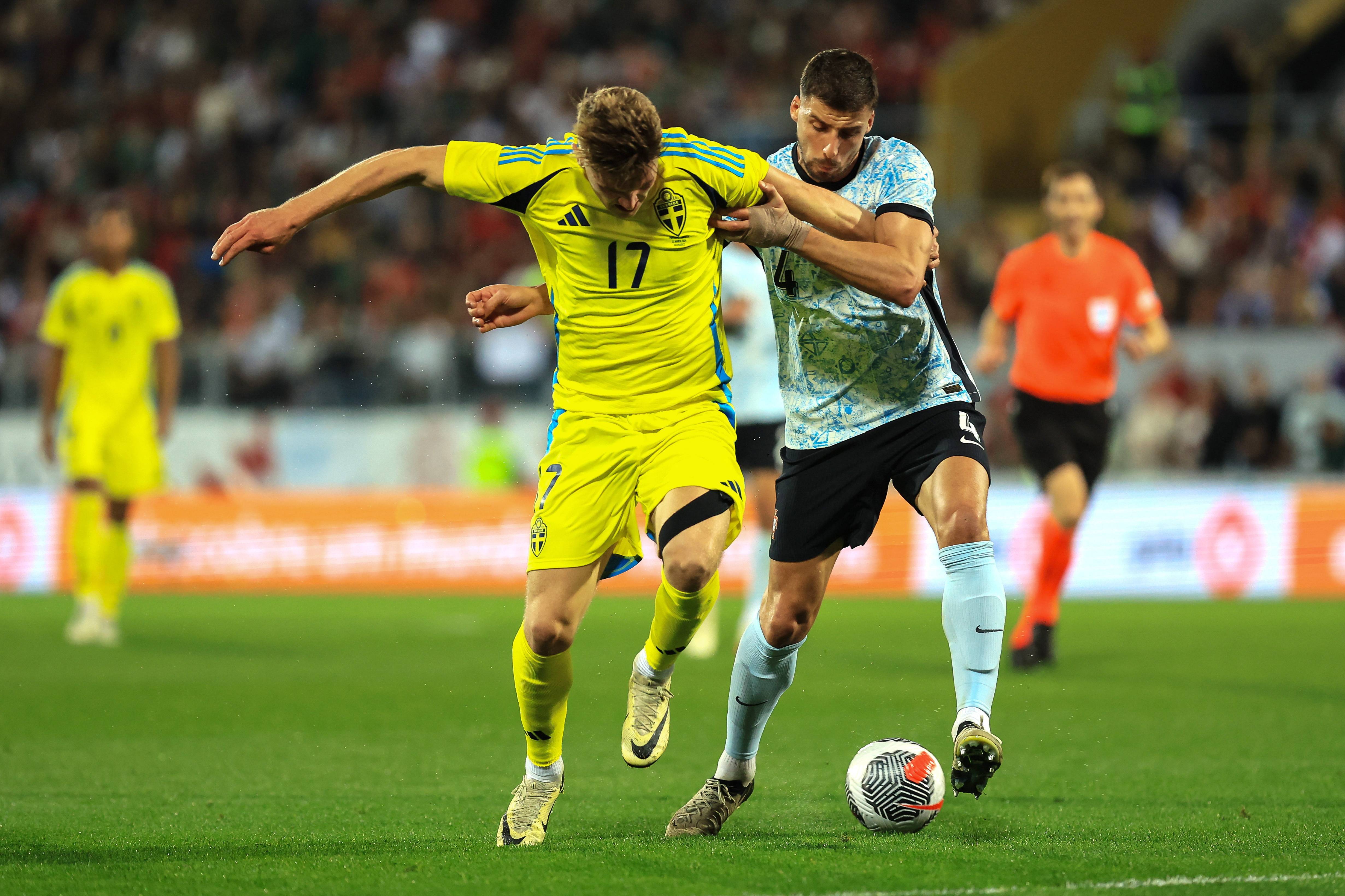 葡萄牙队绝杀瑞典队，张继科点燃赛场